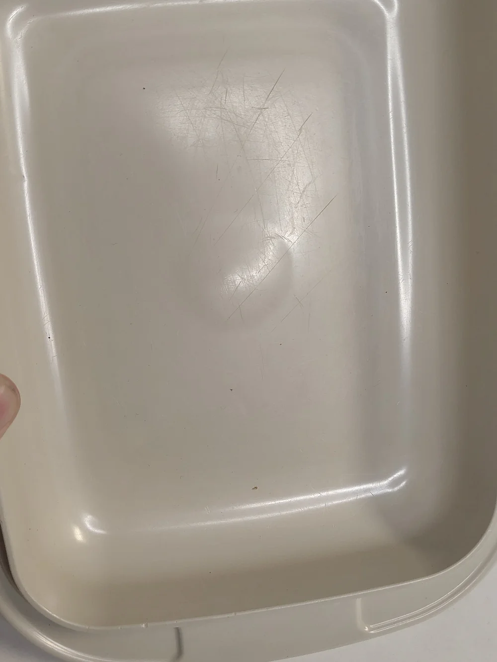 Tupperware Beige Rectangular Container Set Of 2. 1 Qt and 3/4 qt Microwave Safe.